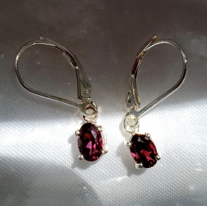 Red 925 Silver Faux Ruby Stone Pierced Earrings‎ NWOT